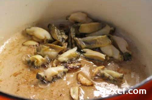 鲍鱼壳海带汤的做法