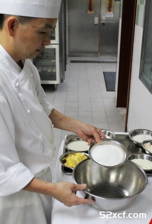 上海半岛酒店奶黄月饼配方和做法全程
