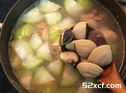 冬瓜蛤蜊鸡汤的做法
