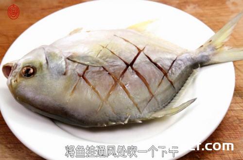 豆香鲳鱼的做法