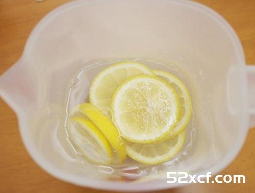 草莓柠檬水的做法