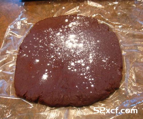 香草巧克力味的熊猫饼干