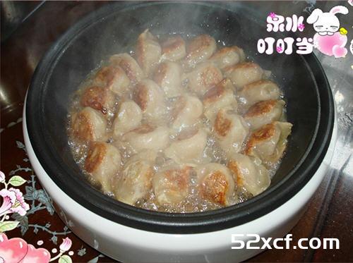 煎速冻饺子的方法