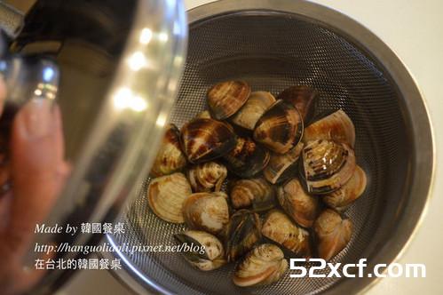 酸菜蛤蜊汤的做法