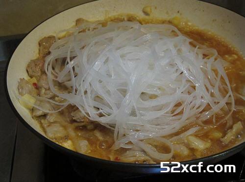 韩式泡菜炒肉片的做法