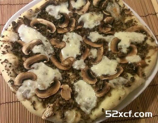 蘑菇马芝拉起司皮萨的做法
