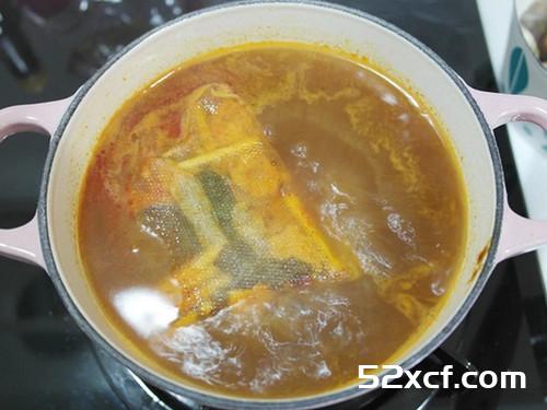 泰式酸辣海鲜汤的做法