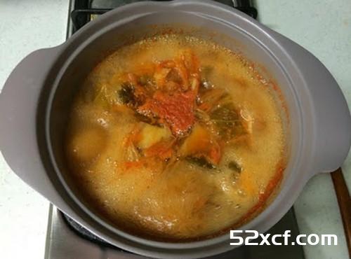 泡菜黄豆芽汤的做法
