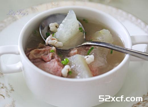 冬瓜薏米咸骨汤的做法