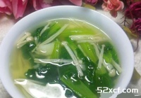 土豆金针菇青菜汤的做法教