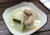 冬瓜淮山排骨汤的做法