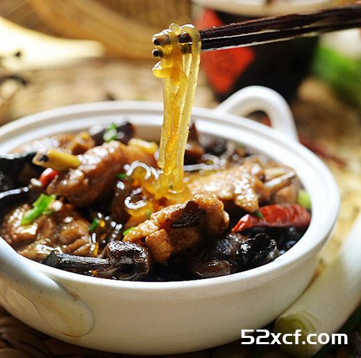 东北小鸡蘑菇炖粉条的做法