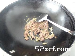 青椒炒牛肉的做法